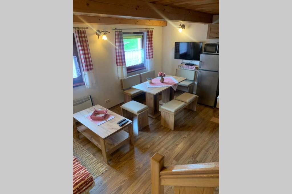 Domcek U Fera Villa Zázrivá Buitenkant foto