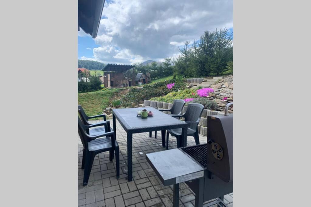 Domcek U Fera Villa Zázrivá Buitenkant foto