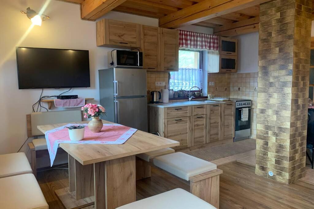 Domcek U Fera Villa Zázrivá Buitenkant foto