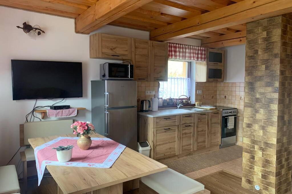 Domcek U Fera Villa Zázrivá Buitenkant foto