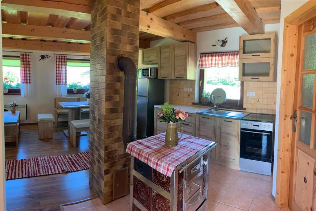 Domcek U Fera Villa Zázrivá Buitenkant foto