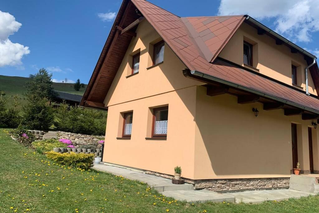 Domcek U Fera Villa Zázrivá Buitenkant foto